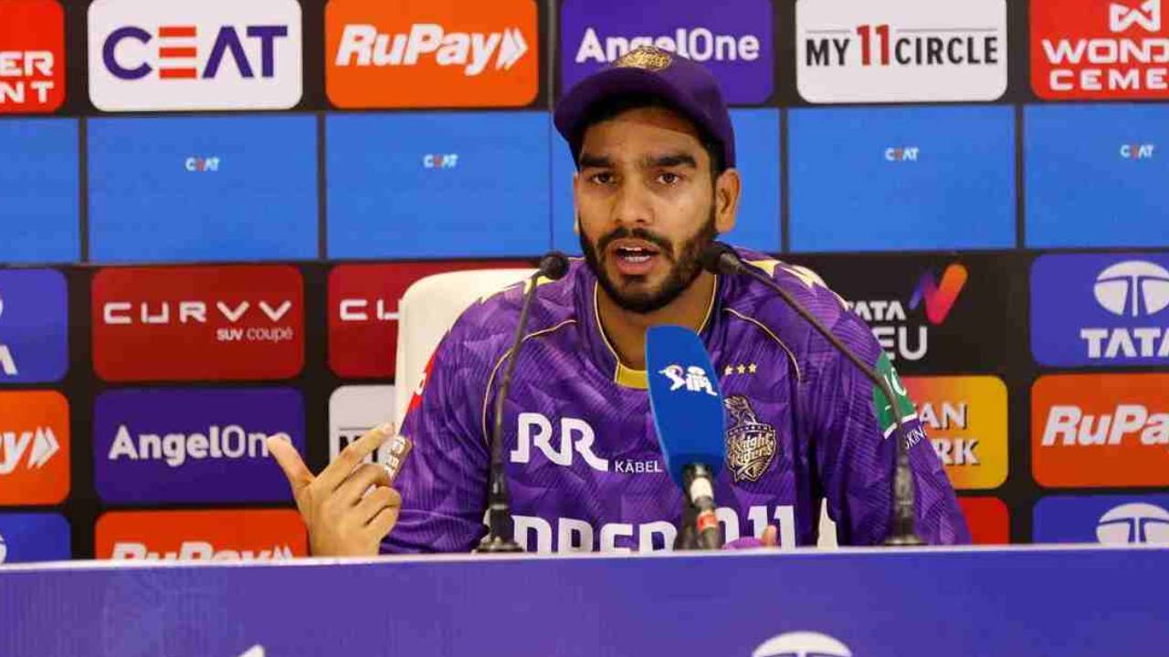 Venkatesh Iyer : వెంకటేష్ అయ్యర్ సంచలన వ్యాఖ్యలు.. ఎక్కువ డబ్బులిచ్చారు కదా అని.. Venkatesh Iyer : వెంకటేష్ అయ్యర్ సంచలన వ్యాఖ్యలు.. ఎక్కువ డబ్బులిచ్చారు కదా అని..