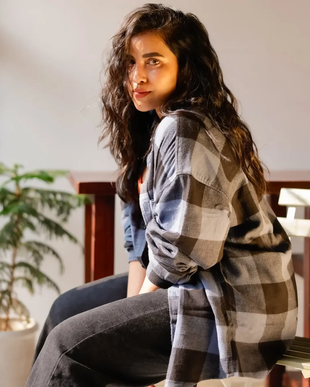 Komalee Prasad Sizzling Photos in Jeans and Shirt
