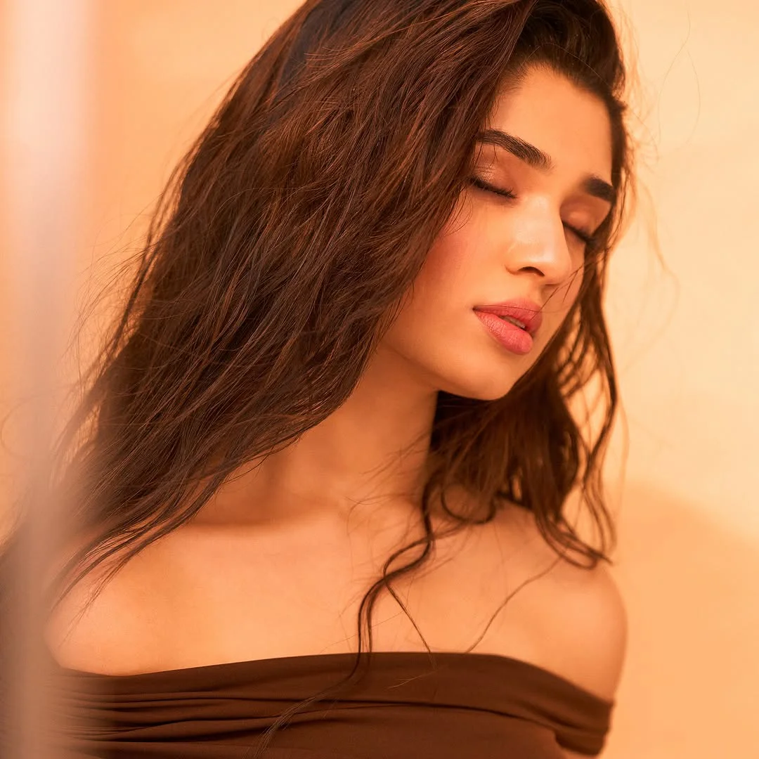 Krithi Shetty Sizzling Looks