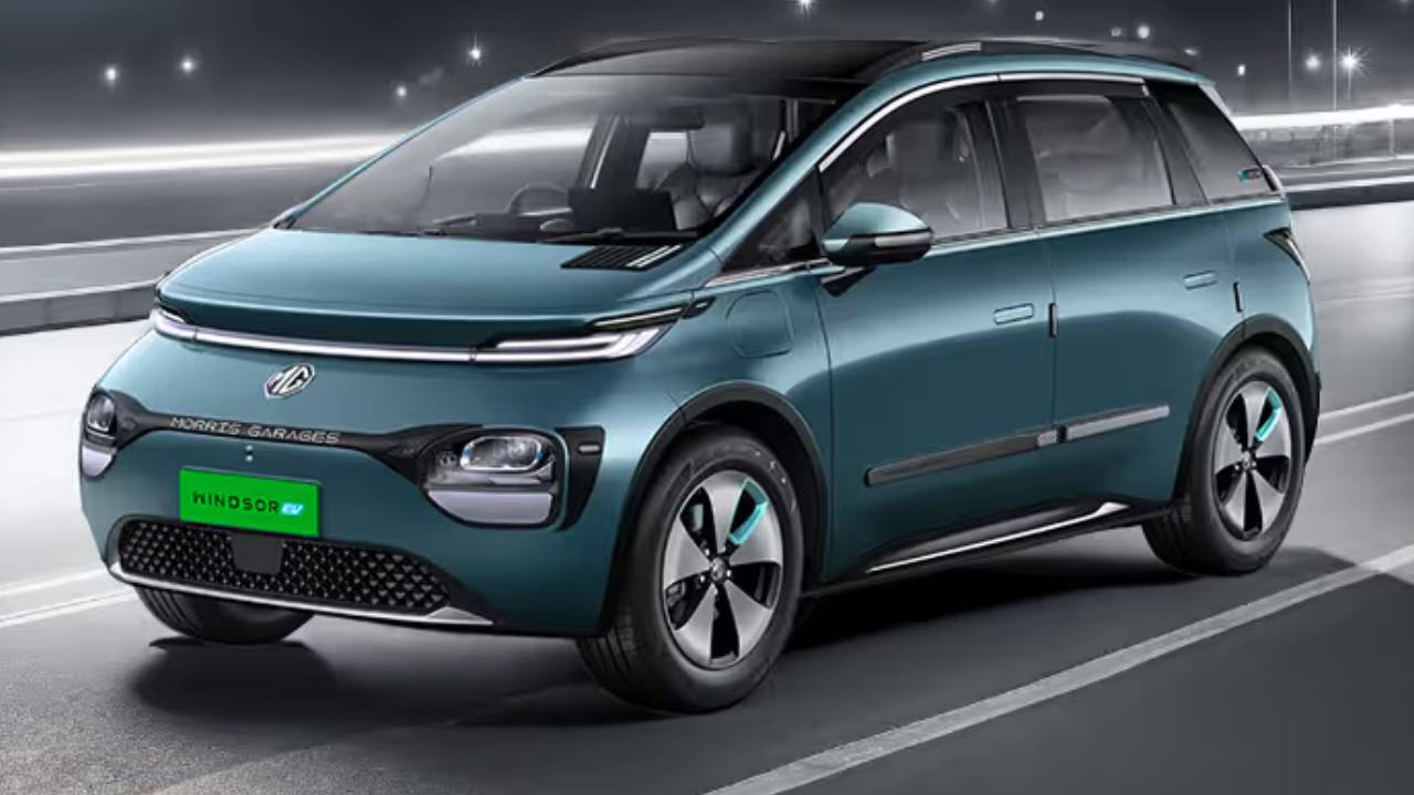 MG Windsor EV : కారు అంటే ఇలా ఉండాలి.. ఎంజీ విండ్సర్ ఎలక్ట్రిక్ కారు చూశారా? సింగిల్ ఛార్జ్తో 332 కి.మీ రేంజ్..! MG Windsor EV : కారు అంటే ఇలా ఉండాలి.. ఎంజీ విండ్సర్ ఎలక్ట్రిక్ కారు చూశారా? సింగిల్ ఛార్జ్తో 332 కి.మీ రేంజ్..!