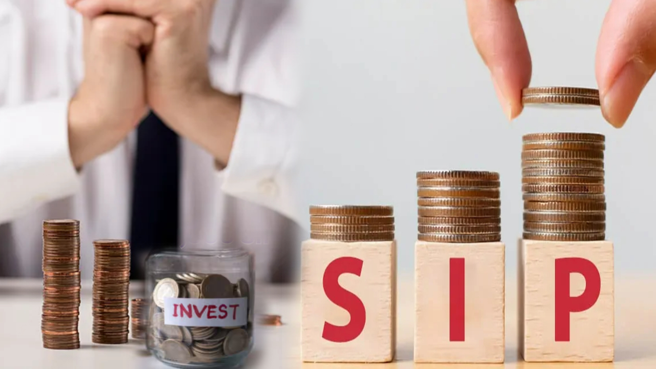 SIP Investment : మీ జీతం పడిందా? డబ్బుతో డబ్బు సంపాదించొచ్చు.. రూ.30వేల పెట్టుబడితో రూ. 5 కోట్లకు పైగా రాబడి.. ఎలాగంటే? SIP Investment : మీ జీతం పడిందా? డబ్బుతో డబ్బు సంపాదించొచ్చు.. రూ.30వేల పెట్టుబడితో రూ. 5 కోట్లకు పైగా రాబడి.. ఎలాగంటే?