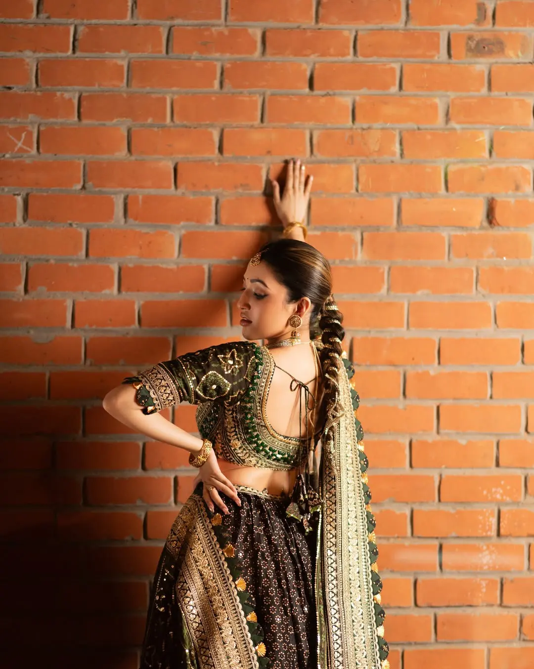 Neha Shetty Shines in Traditional Dress