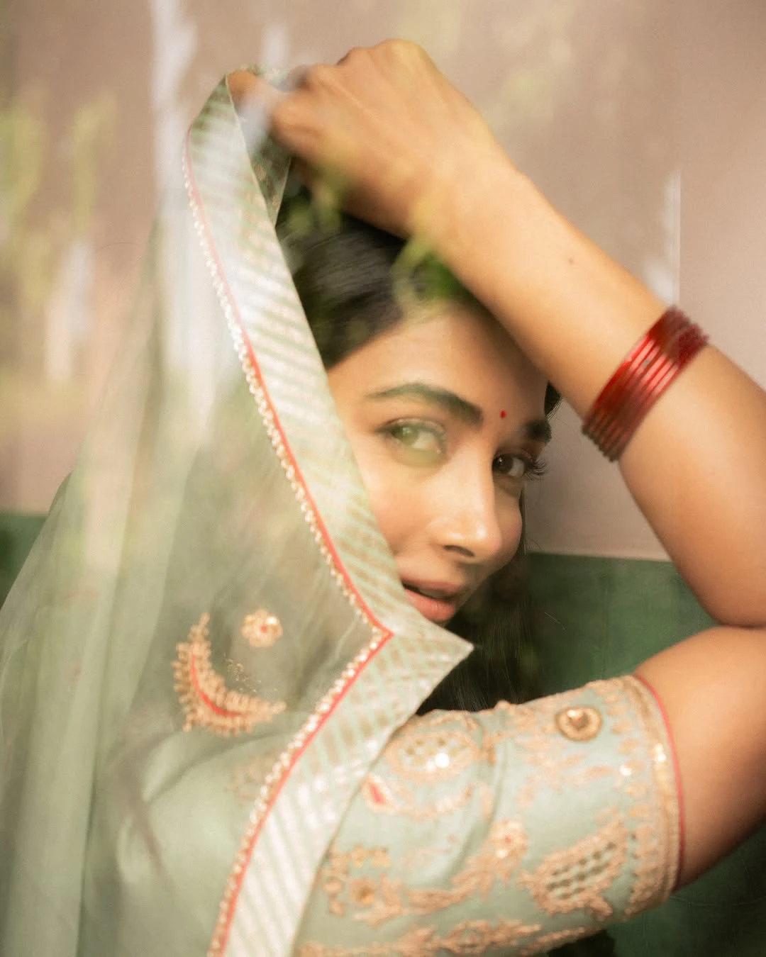 Pooja Hegde Cute Looks in Saree for Retro Promotions