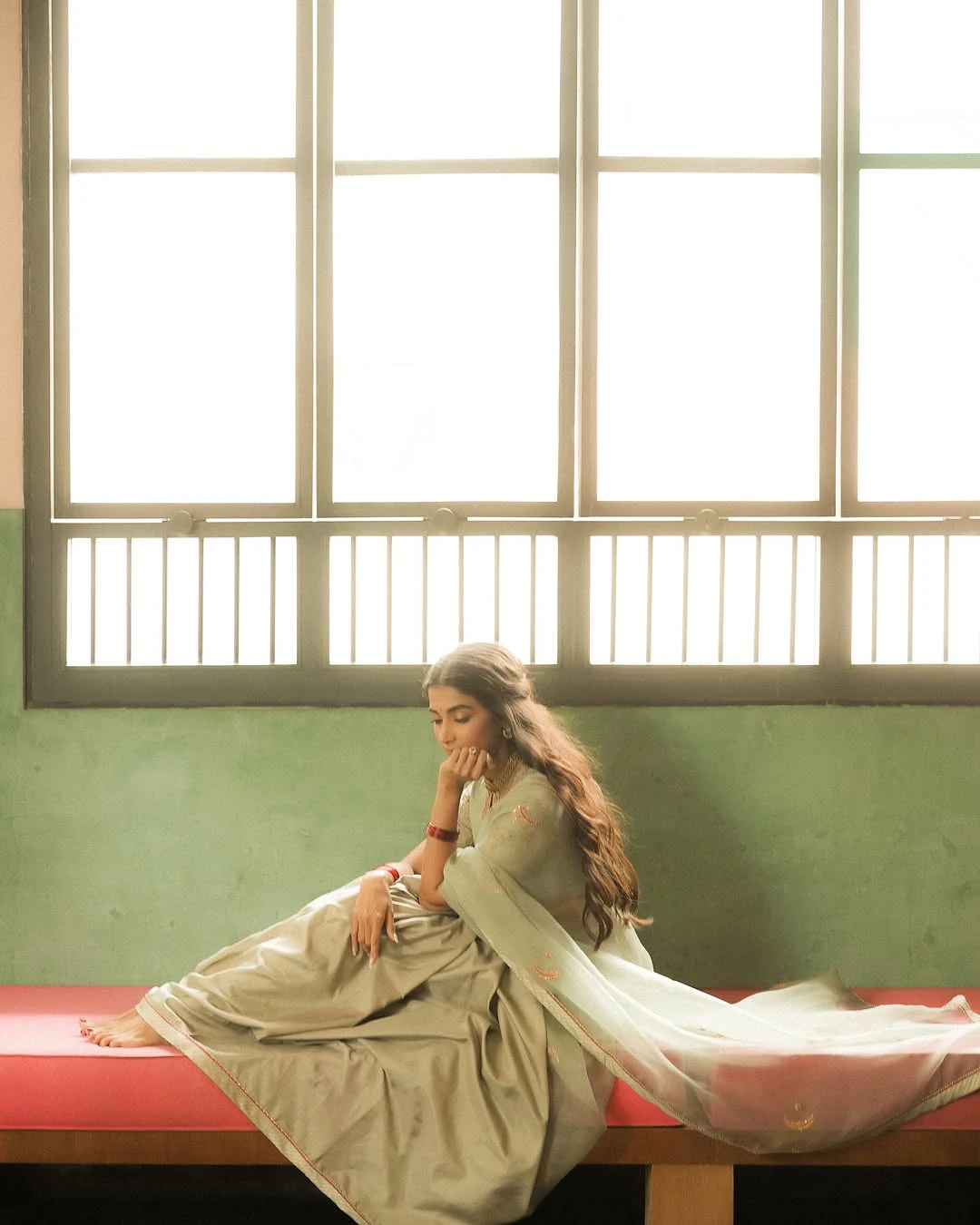 Pooja Hegde Cute Looks in Saree for Retro Promotions