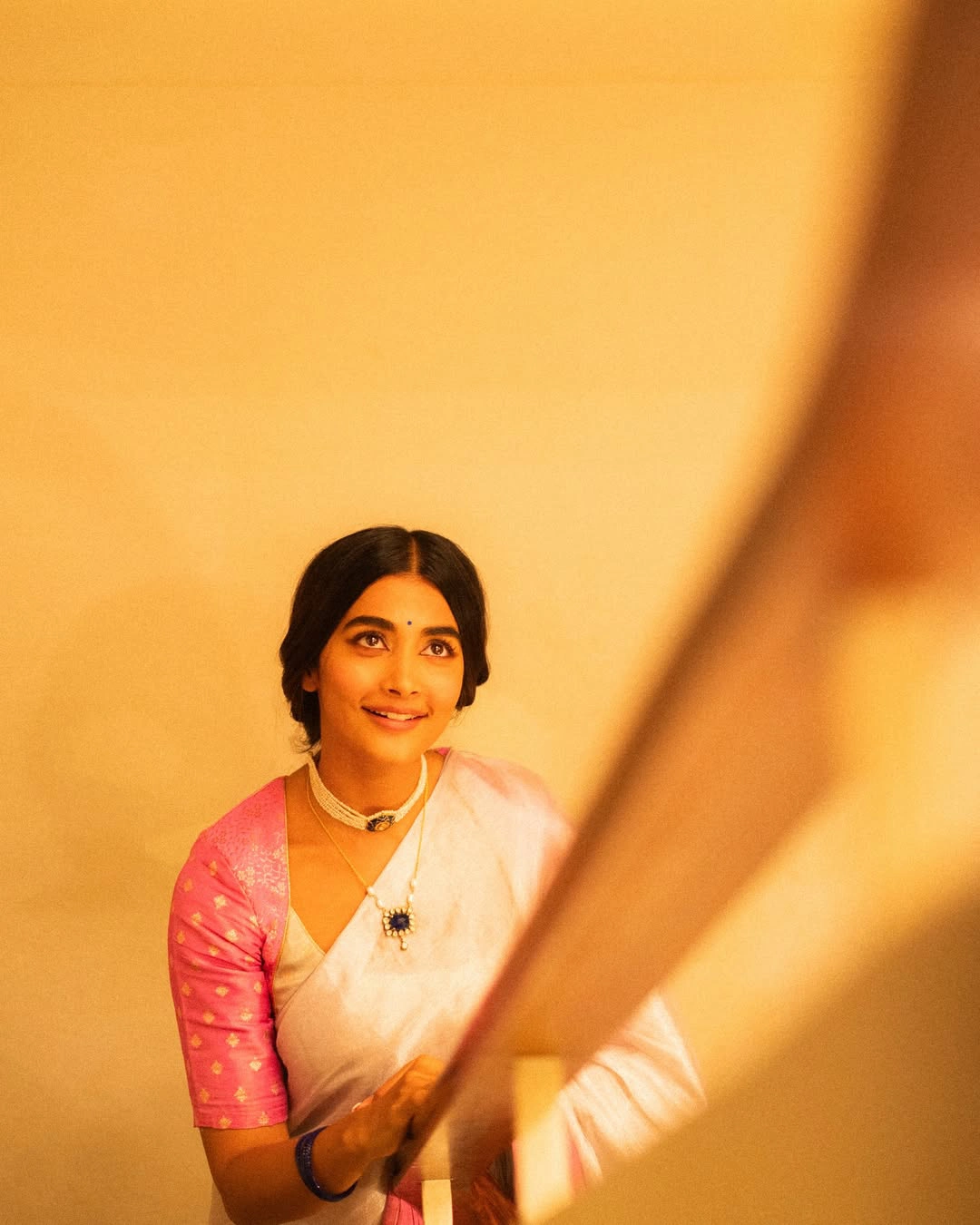 Pooja Hegde Retro Looks in Saree