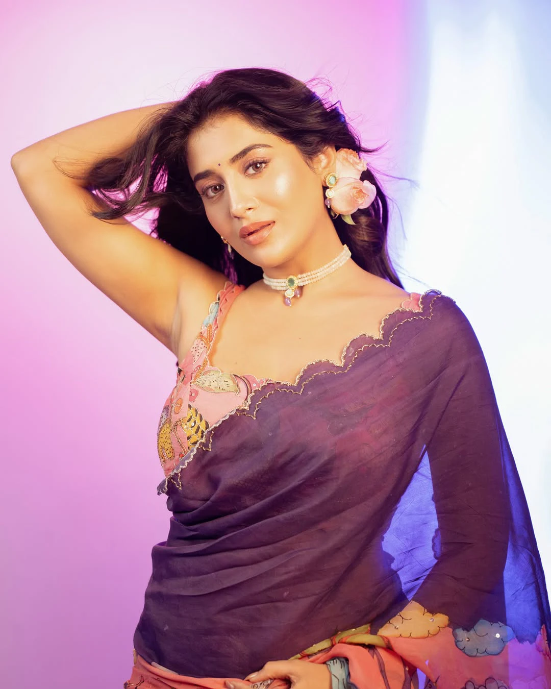 Raashi Singh Ravishing Beauty Looks in Saree