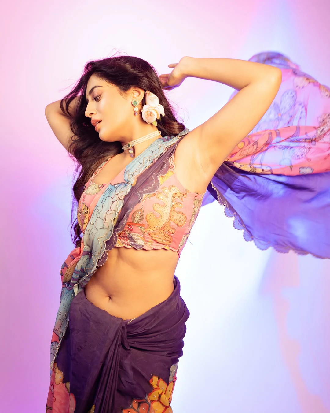 Raashi Singh Ravishing Beauty Looks in Saree