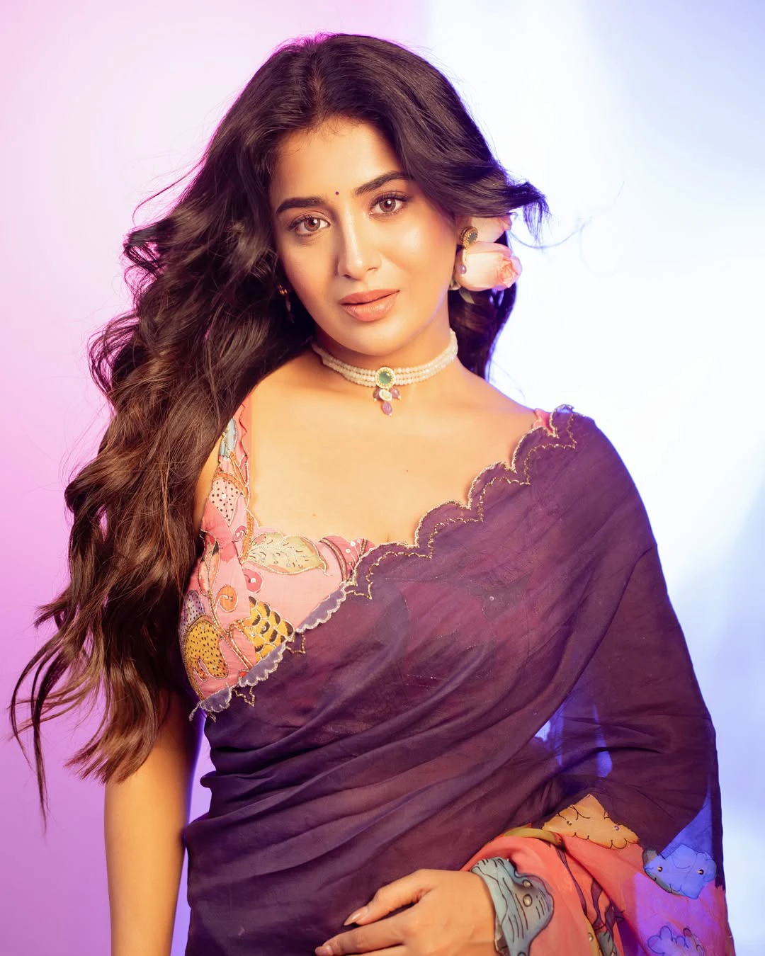 Raashi Singh Ravishing Beauty Looks in Saree