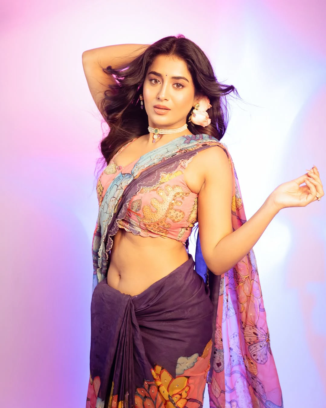 Raashi Singh Ravishing Beauty Looks in Saree