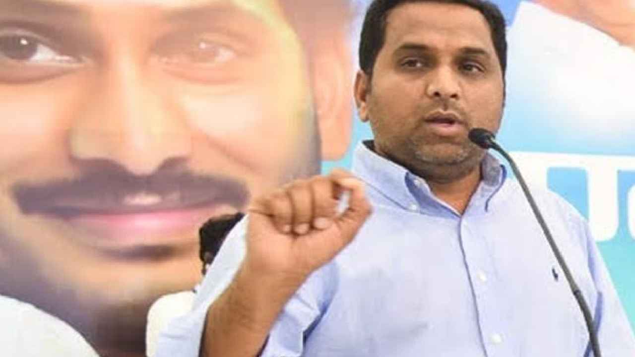 Raj Kesireddy: ఏపీ లిక్కర్ స్కామ్ కేసులో రాజ్ కేసిరెడ్డికి రిమాండ్.. Raj Kesireddy: ఏపీ లిక్కర్ స్కామ్ కేసులో రాజ్ కేసిరెడ్డికి రిమాండ్..