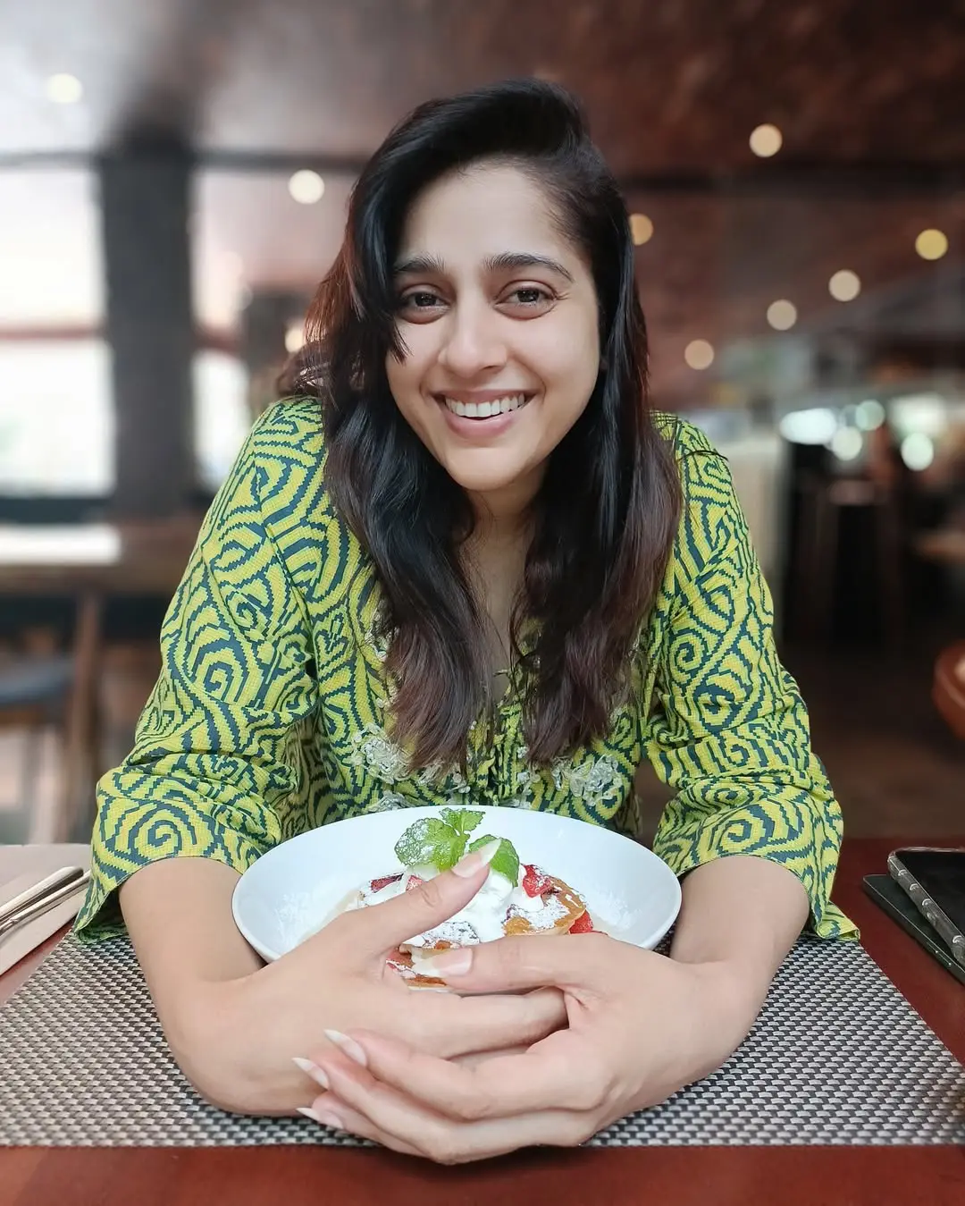 Anchor Rashmi Gautam Bali Vacation with Friends after Surgery