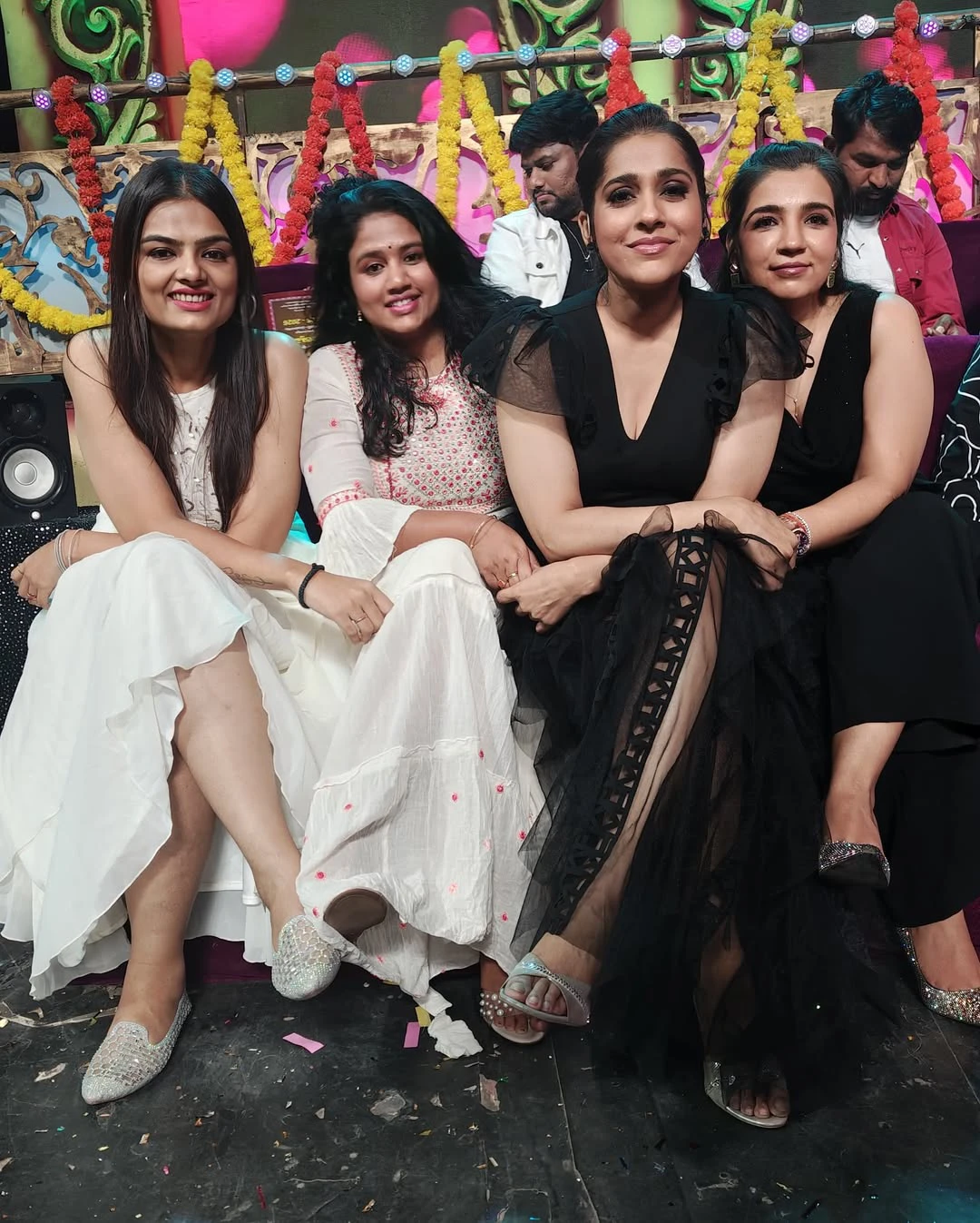 Anchor Rashmi Gautam Birthday Celebrations with Childhood Friends