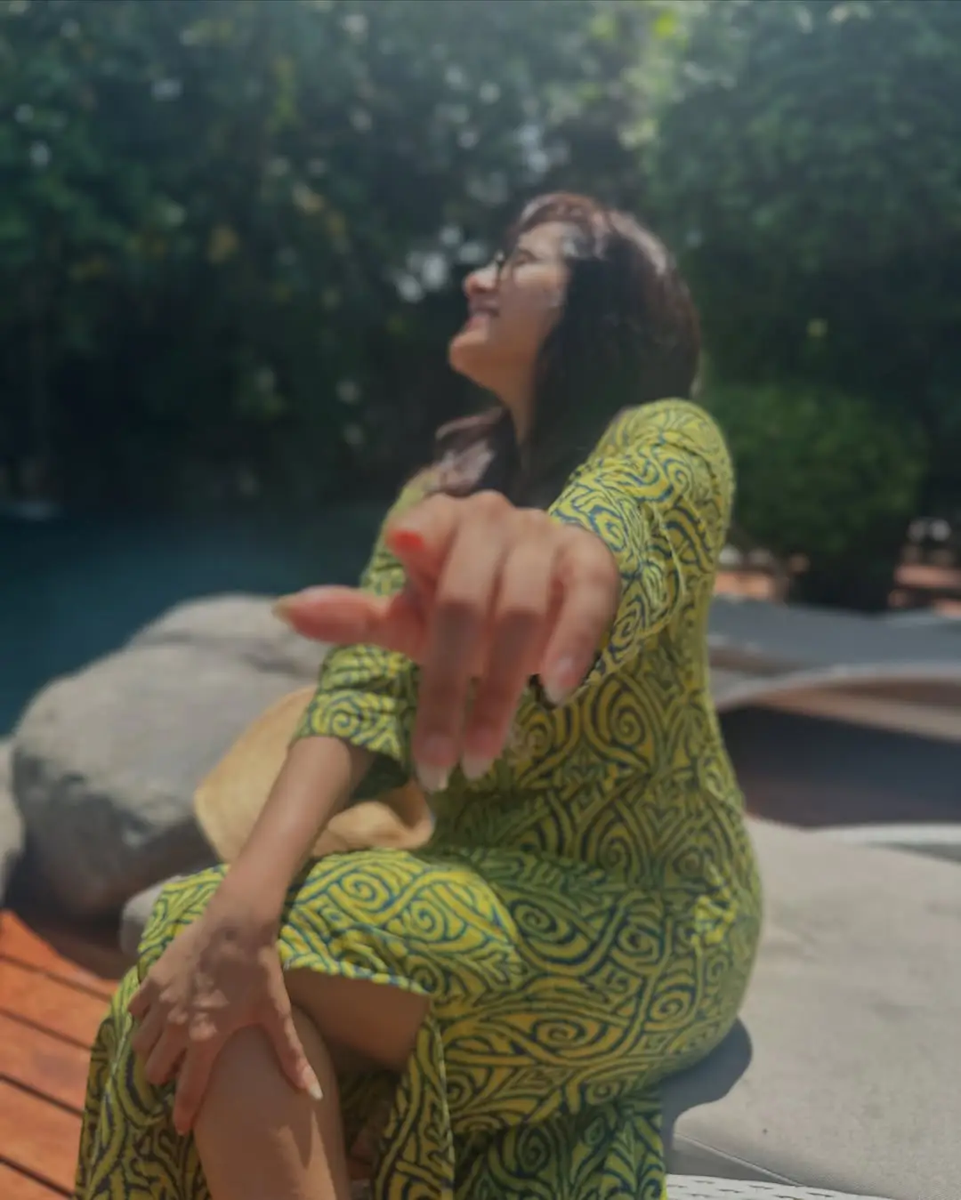 Anchor Rashmi Gautam Bali Vacation with Friends after Surgery
