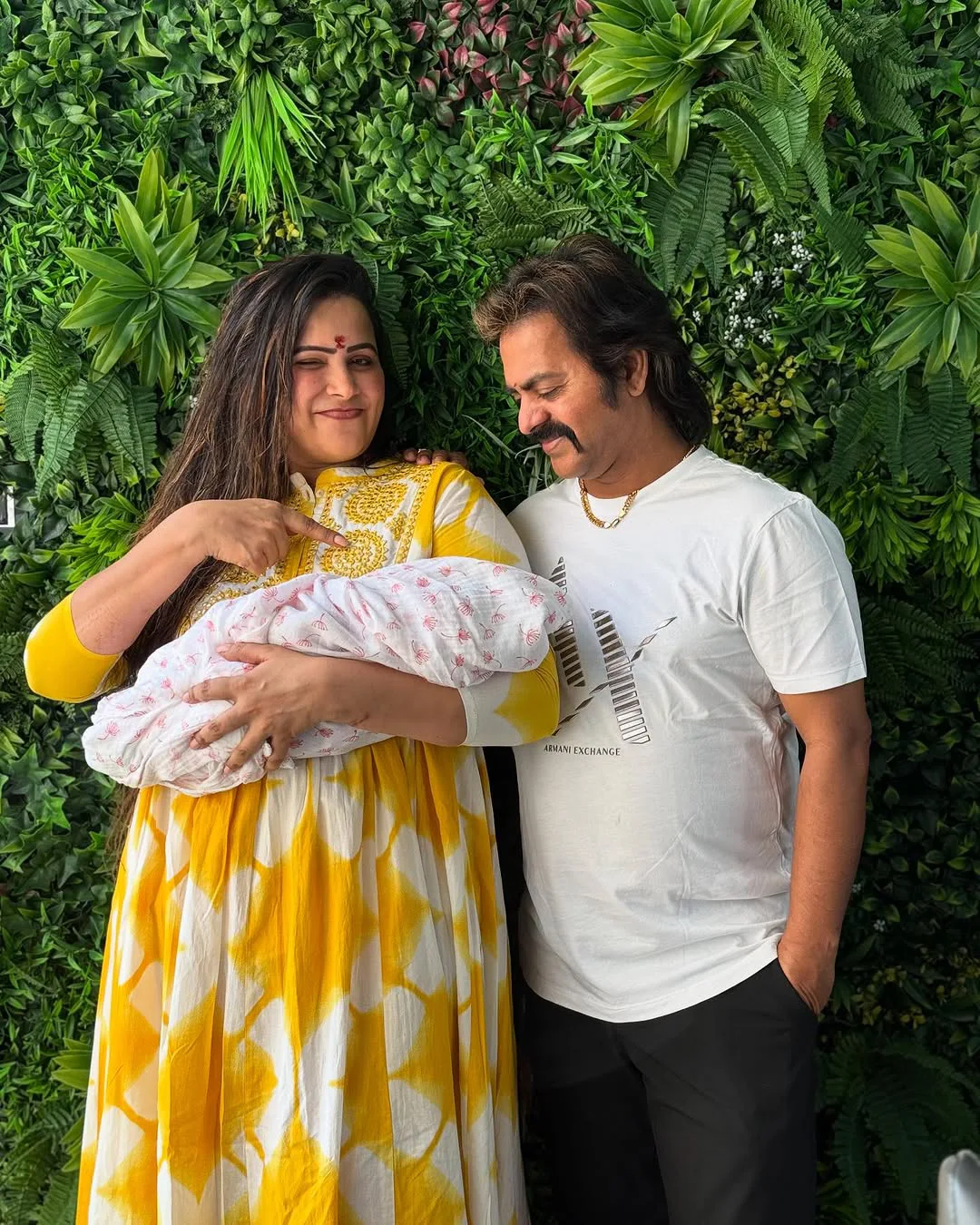 Tamil Star Comedian Redin Kingsley Shares Photos with Wife and Daughter