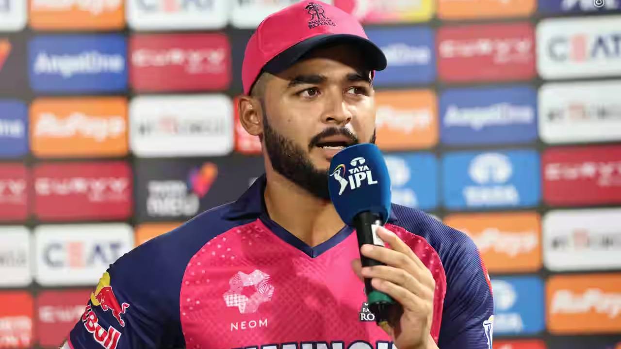 RCB vs RR : గెలిచే మ్యాచ్లో ఓడిపోవడంపై రాజస్థాన్ కెప్టెన్ రియాన్ పరాగ్.. బెంగళూరుపై అందుకే ఓడిపోయాం.. RCB vs RR : గెలిచే మ్యాచ్లో ఓడిపోవడంపై రాజస్థాన్ కెప్టెన్ రియాన్ పరాగ్.. బెంగళూరుపై అందుకే ఓడిపోయాం..