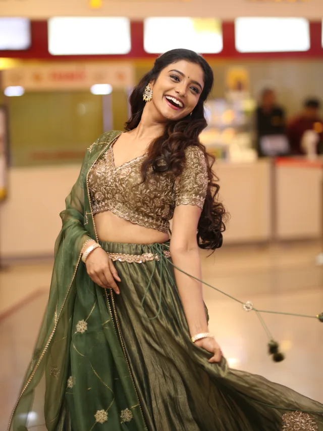 Roopa Koduvayur Cute Photos from Sarangapani Jathakam Trailer Launch Event