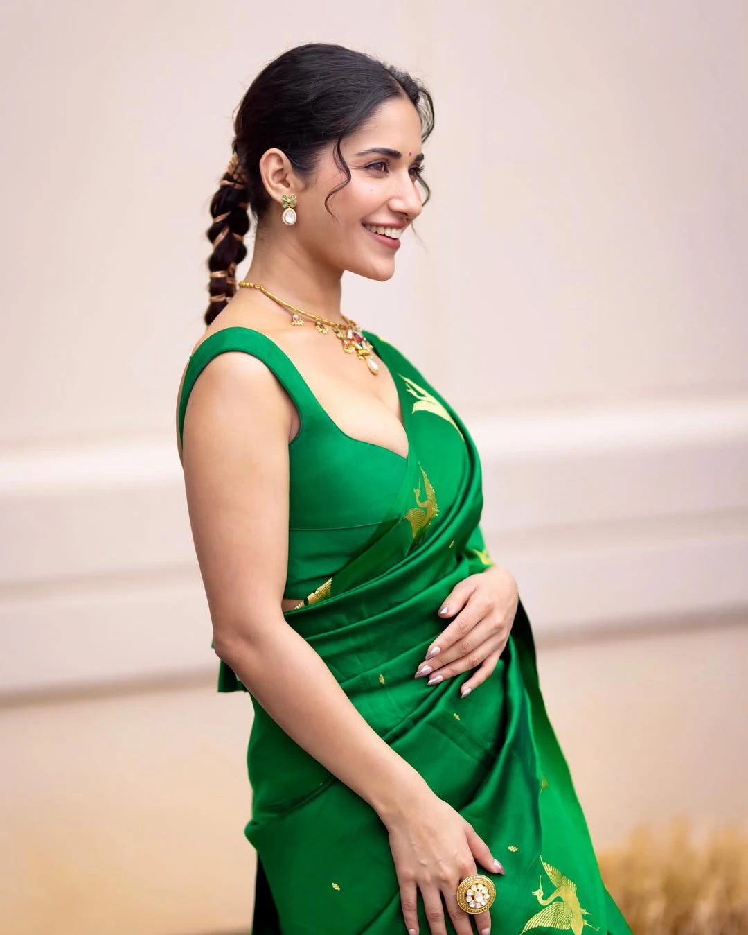 Ruhani Sharma Cute and Sizzling Photos