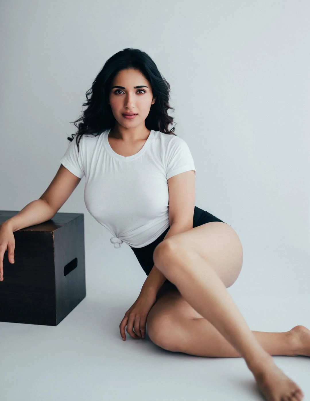 Ruhani Sharma Cute and Sizzling Photos
