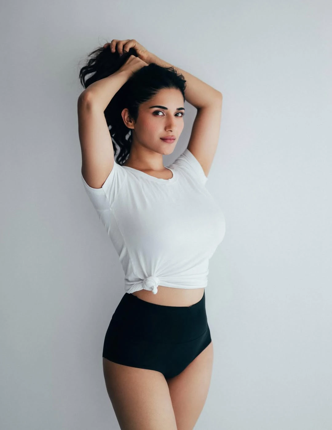 Ruhani Sharma Cute and Sizzling Photos