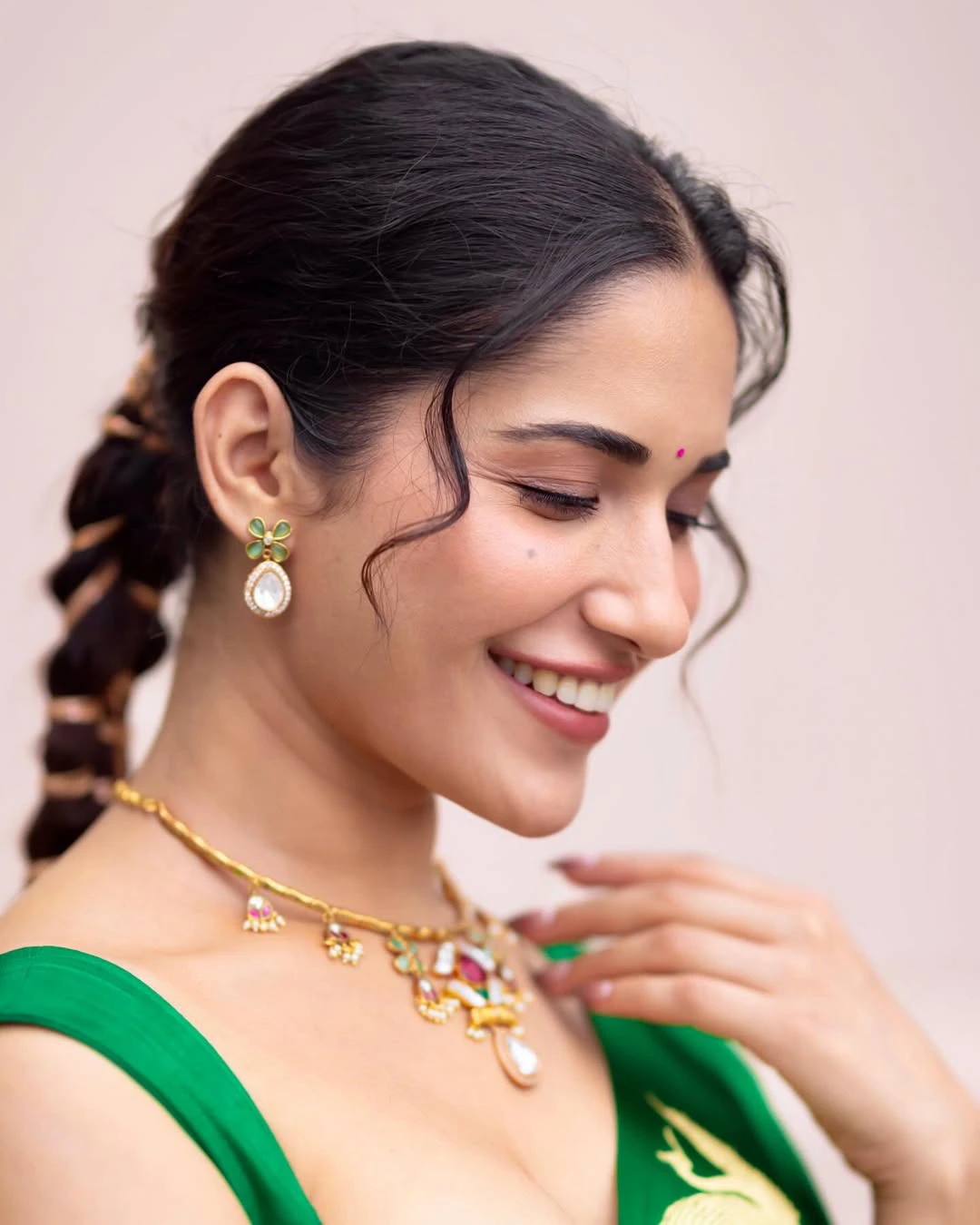 Ruhani Sharma Cute and Sizzling Photos