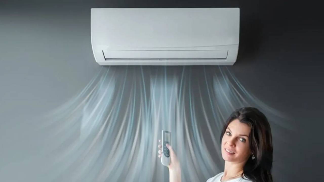 Split ACs Offers : అమెజాన్, ఫ్లిప్కార్ట్లో ఏసీలపై బిగ్ డిస్కౌంట్లు.. ఈ వేసవిలో రూ.25వేల లోపు ధరకే కొత్త AC ఇంటికి తెచ్చుకోండి..! Split ACs Offers : అమెజాన్, ఫ్లిప్కార్ట్లో ఏసీలపై బిగ్ డిస్కౌంట్లు.. ఈ వేసవిలో రూ.25వేల లోపు ధరకే కొత్త AC ఇంటికి తెచ్చుకోండి..!