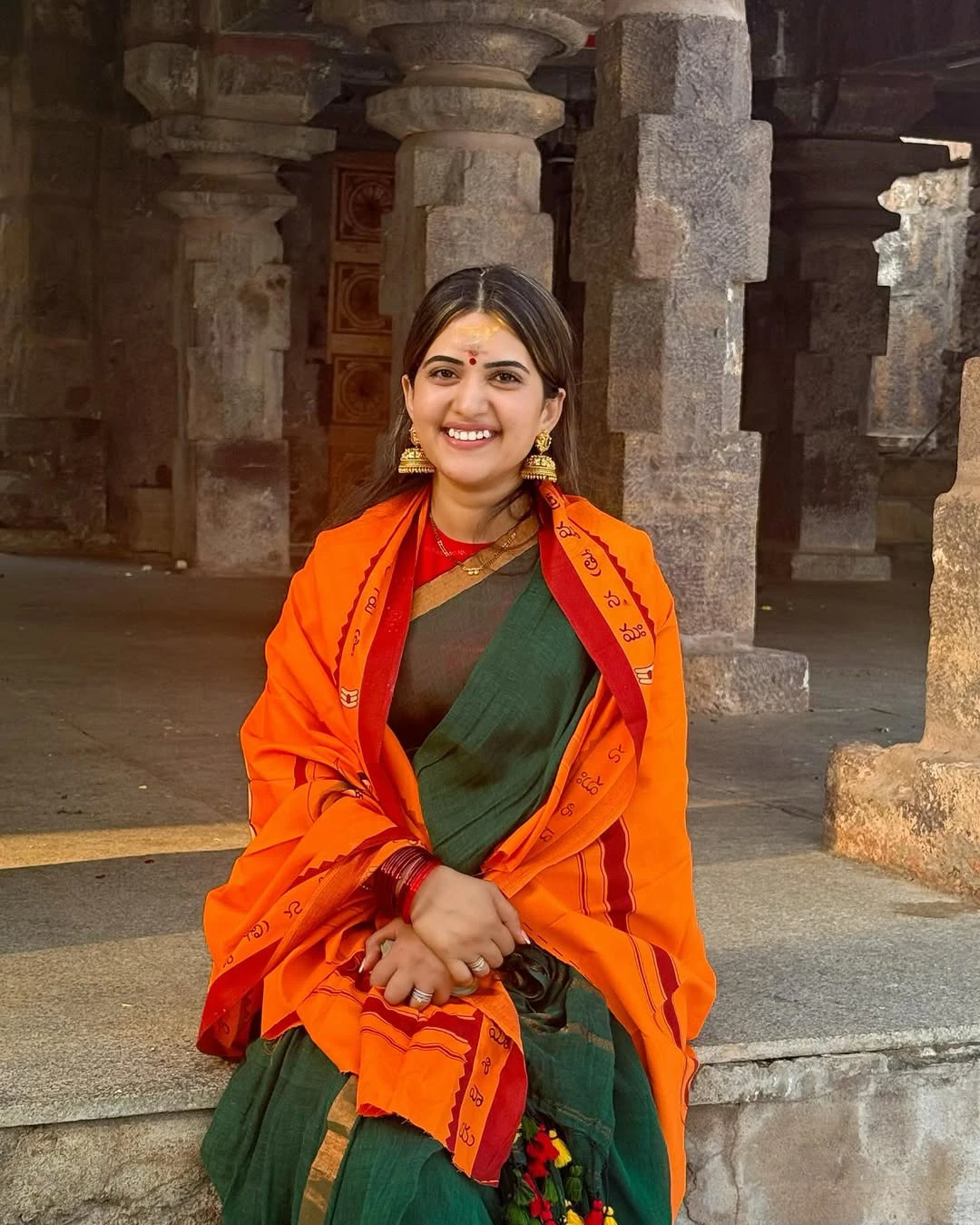 Sravanthi Chokarapu Visits Srisailam