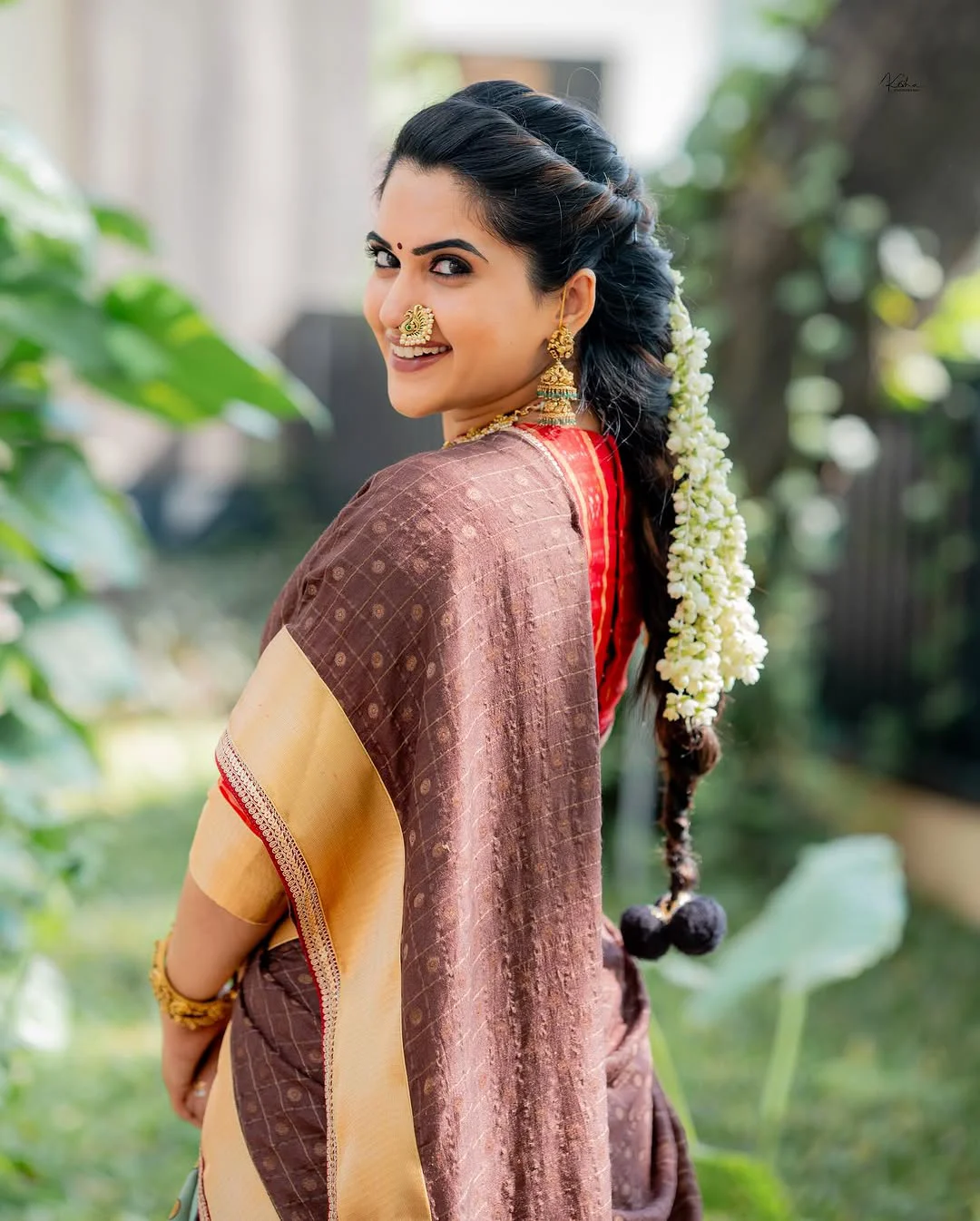 Anchor Sravanthi Chokarapu Srirama Navami Special Photos