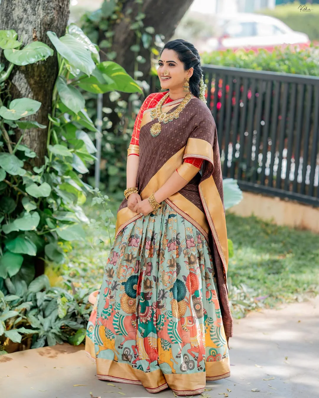 Anchor Sravanthi Chokarapu Srirama Navami Special Photos