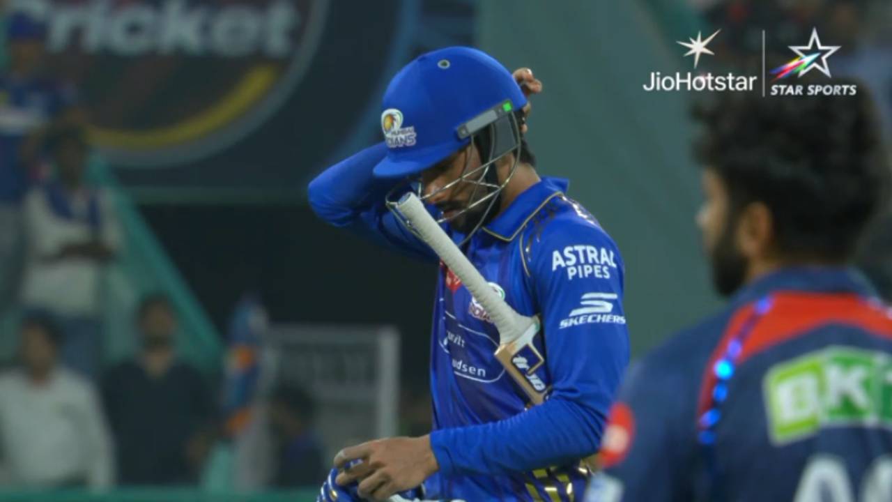 LSG vs MI : ముంబైకి మతిపోయిందా.. కీలక దశలో తిలక్ వర్మ రిటైర్డ్ ఔట్ ఏంది..? ఉండి ఉంటే గెలిచేదేమో..! LSG vs MI : ముంబైకి మతిపోయిందా.. కీలక దశలో తిలక్ వర్మ రిటైర్డ్ ఔట్ ఏంది..? ఉండి ఉంటే గెలిచేదేమో..!