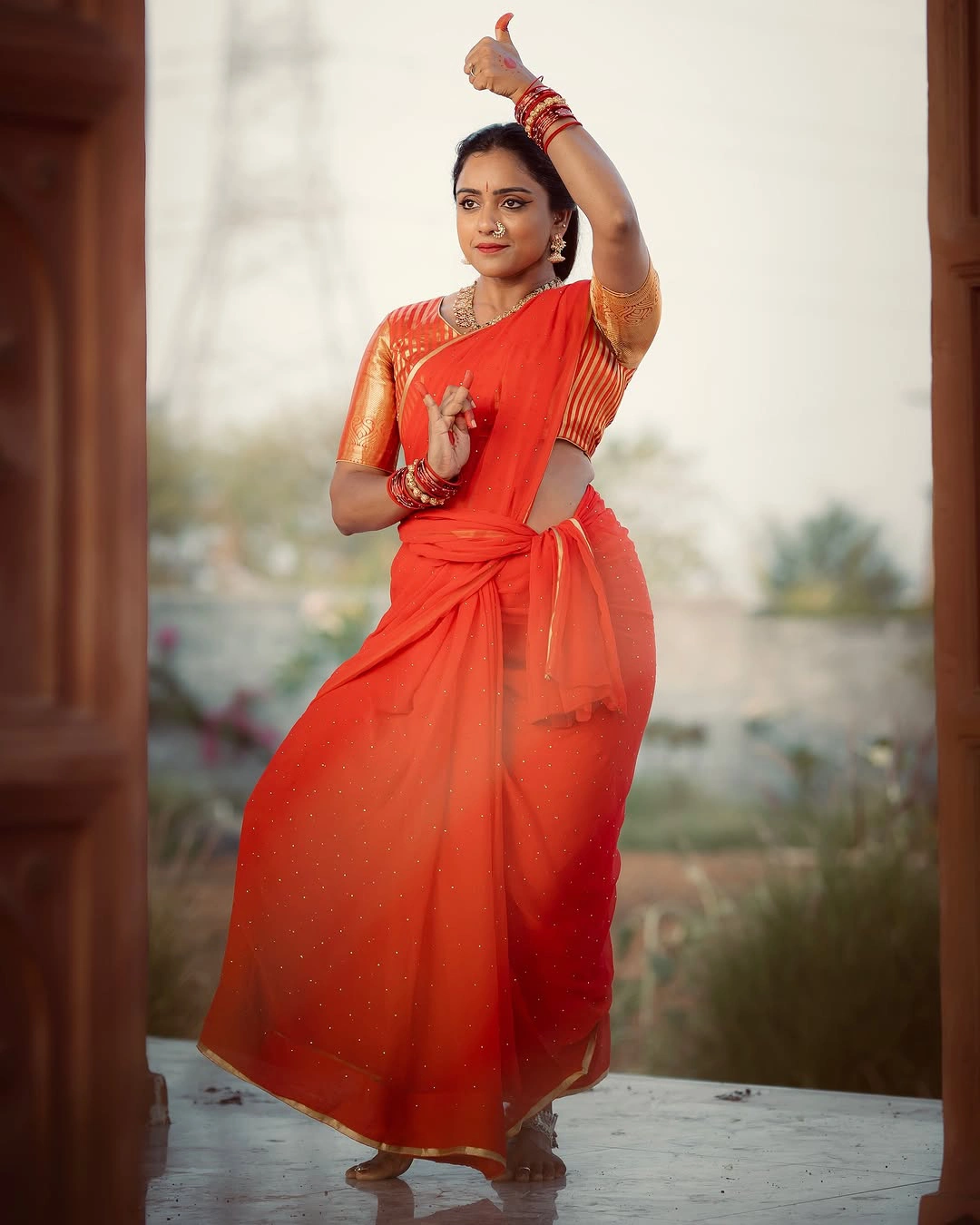 Vithika Sheru Dance Poses