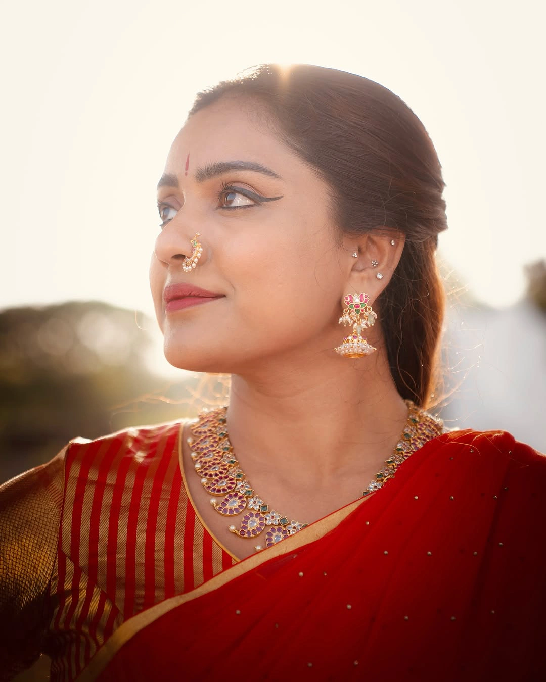 Vithika Sheru Dance Poses