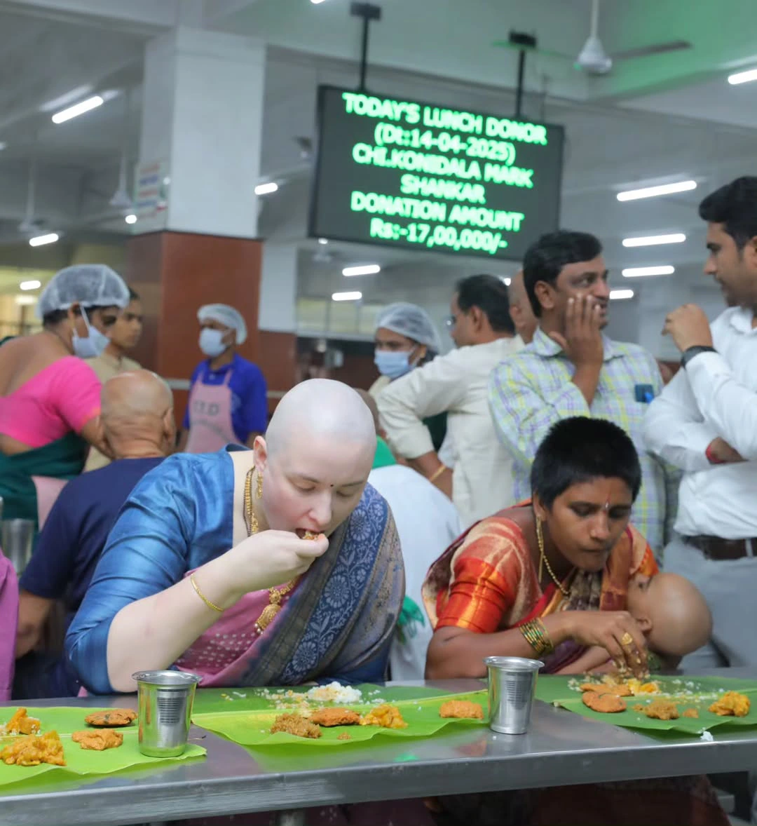 Pawan Kalyan Wife Anna Lezhneva Visits Tirumala