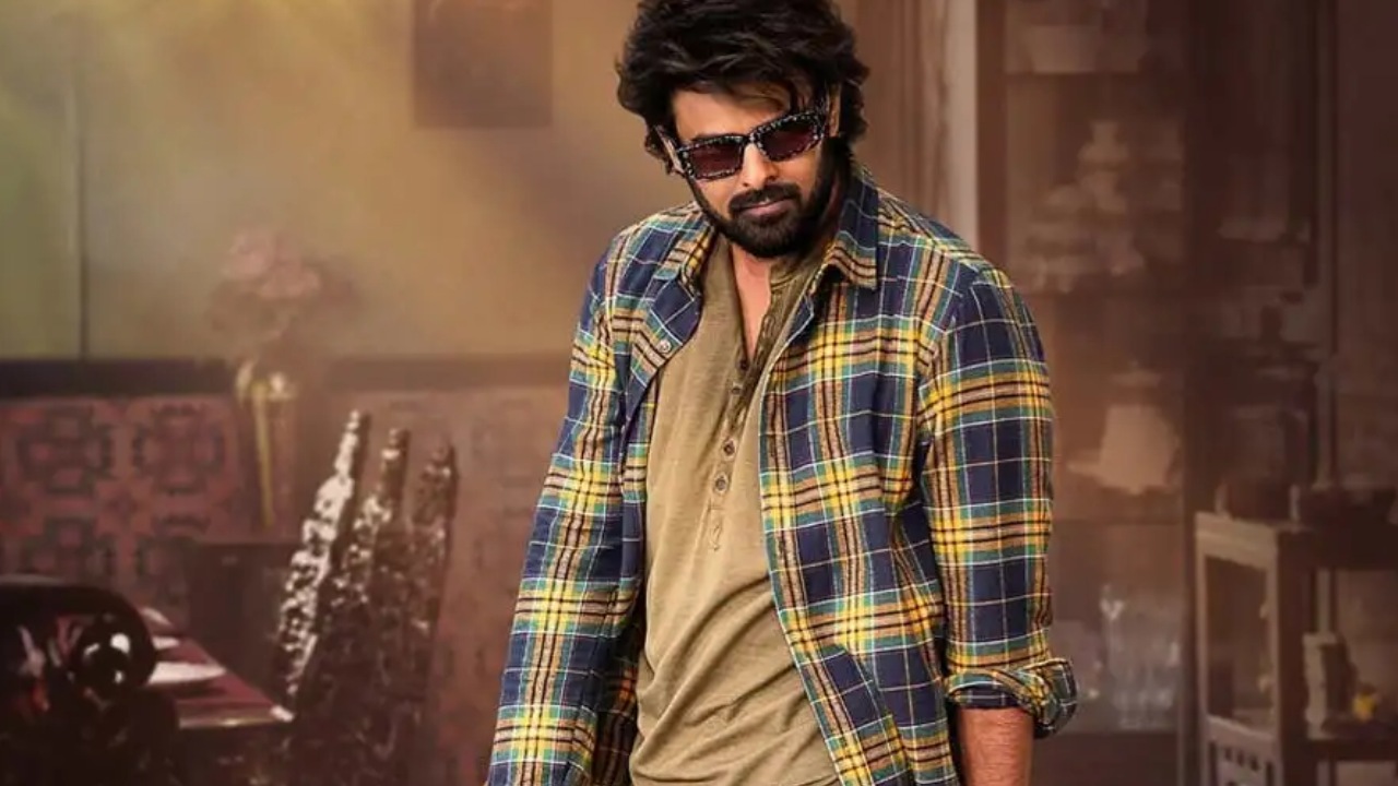 Prabhas : ప్రభాస్ నుంచి.. ‘రాజా సాబ్’ కంటే ముందు ఆ సినిమానే వస్తుందట.. Prabhas : ప్రభాస్ నుంచి.. ‘రాజా సాబ్’ కంటే ముందు ఆ సినిమానే వస్తుందట..