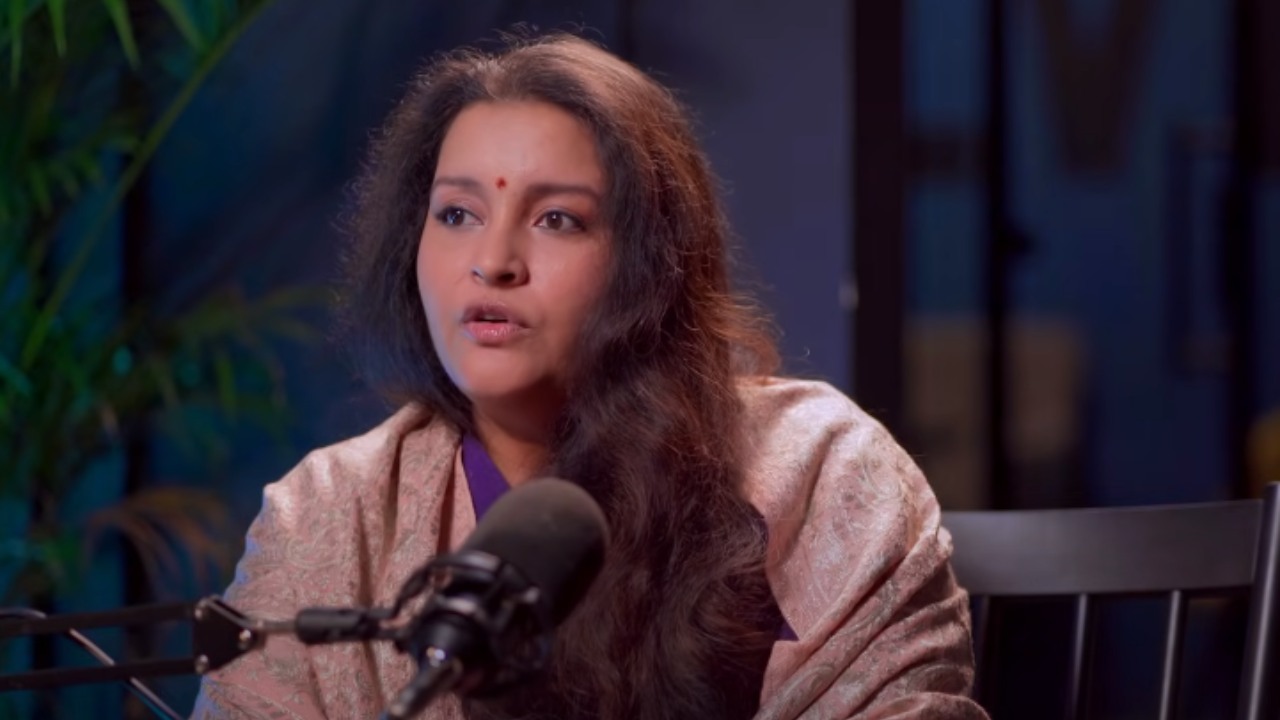 Renu Desai : హాస్పిటల్ బిల్స్ పెరిగిపోతున్నాయి.. డబ్బులు లేవు.. ఆ దేవుడికి దండం పెట్టాను.. నెక్స్ట్ డే.. Renu Desai : హాస్పిటల్ బిల్స్ పెరిగిపోతున్నాయి.. డబ్బులు లేవు.. ఆ దేవుడికి దండం పెట్టాను.. నెక్స్ట్ డే..