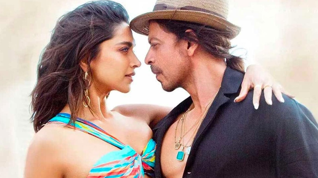 Shah Rukh – Deepika : షారుఖ్ తో ఇప్పటికే అయిదుసార్లు.. ఇప్పుడు ఆరోసారి హిట్ ఇవ్వడానికి రెడీ అయిన దీపికా.. Shah Rukh – Deepika : షారుఖ్ తో ఇప్పటికే అయిదుసార్లు.. ఇప్పుడు ఆరోసారి హిట్ ఇవ్వడానికి రెడీ అయిన దీపికా..