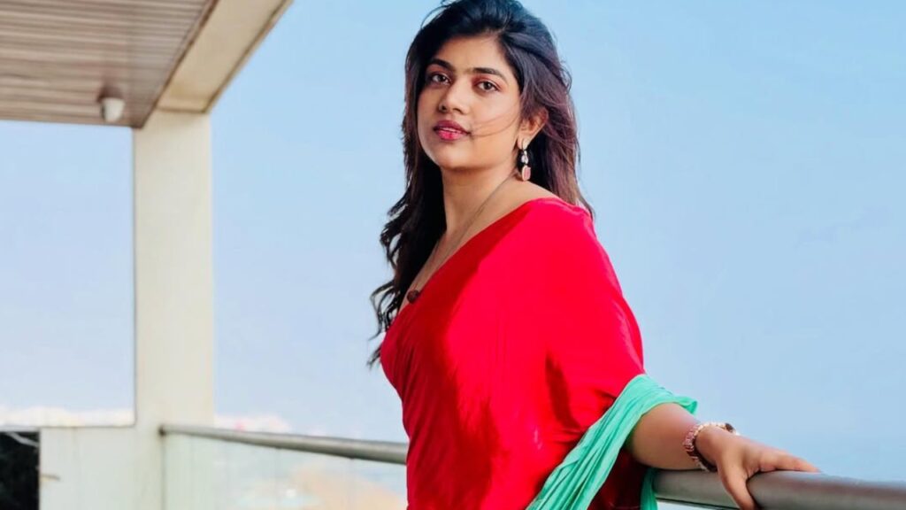Do You Know Actress Rithu Chowdary Real Name