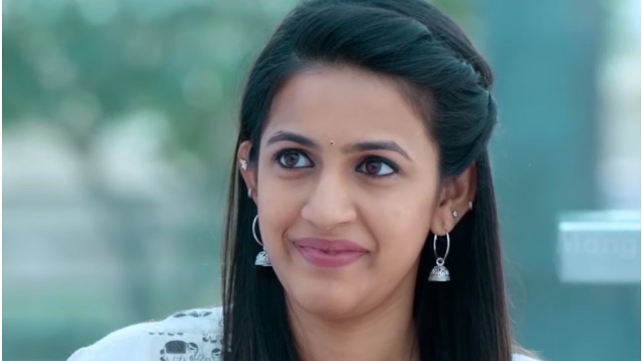 అల్లు అర్జున్, మహేశ్బాబు, ప్రభాస్తో సినిమాలు తీస్తే ఇలాంటి మూవీస్ తీస్తాను: నిహారిక అల్లు అర్జున్, మహేశ్బాబు, ప్రభాస్తో సినిమాలు తీస్తే ఇలాంటి మూవీస్ తీస్తాను: నిహారిక