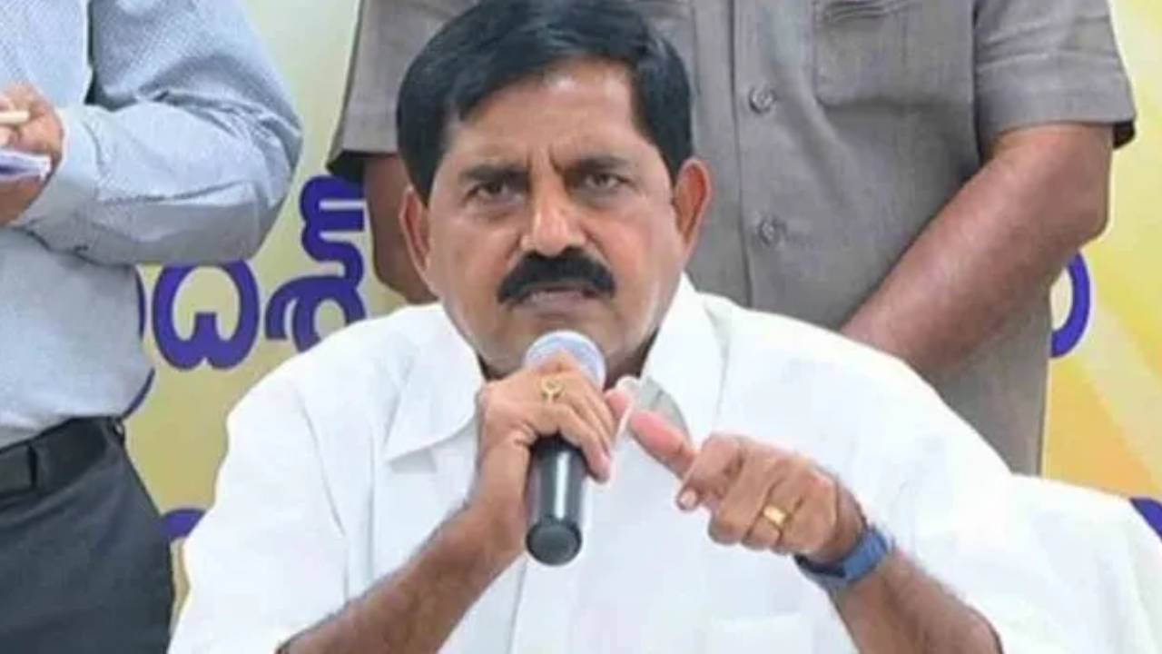 జగన్ మోహన్ రెడ్డిపై బీజేపీ ఎమ్మెల్యే ఆదినారాయణ రెడ్డి సంచలన కామెంట్స్.. జగన్ మోహన్ రెడ్డిపై బీజేపీ ఎమ్మెల్యే ఆదినారాయణ రెడ్డి సంచలన కామెంట్స్..