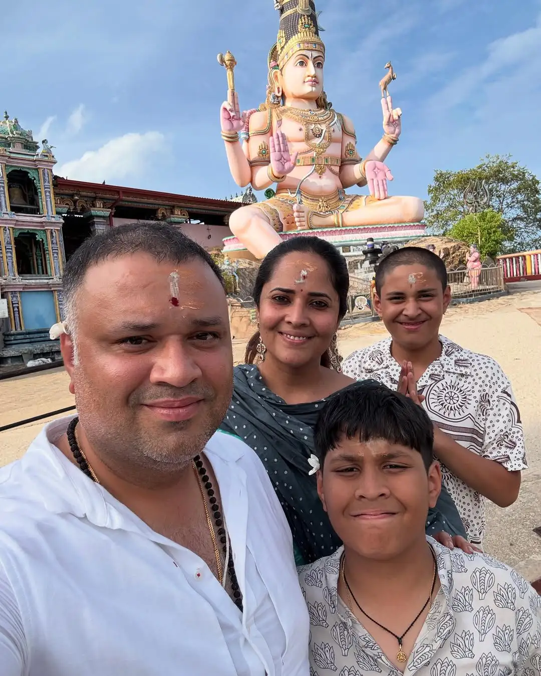 Anasuya Bharadwaj Sri Lanka Vacation with Family