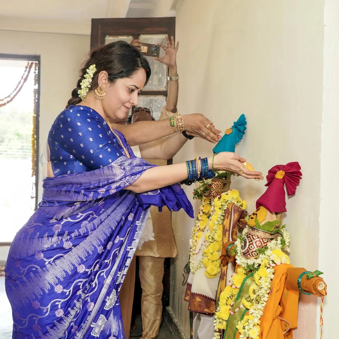 Anasuya Bharadwaj New House Opening Ceremony
