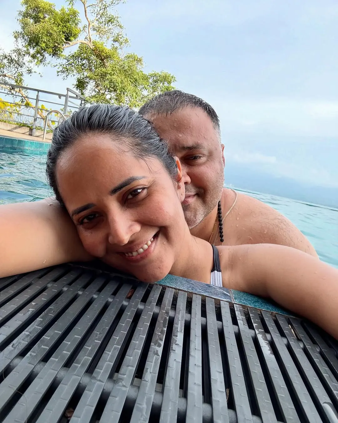 Anasuya Bharadwaj Enjoying Vacation in Sri Lanka with Family