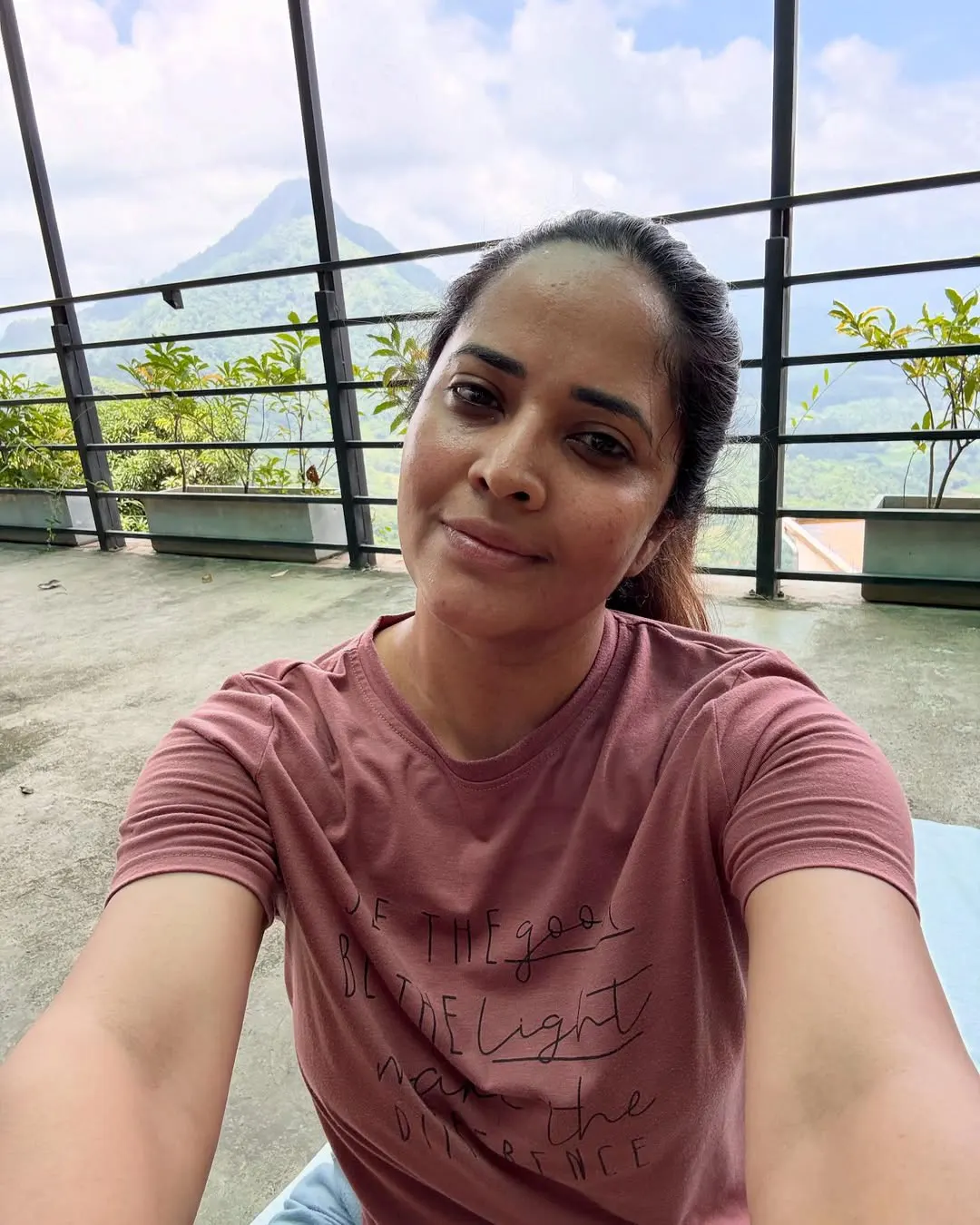 Anasuya Bharadwaj Enjoying Vacation in Sri Lanka with Family