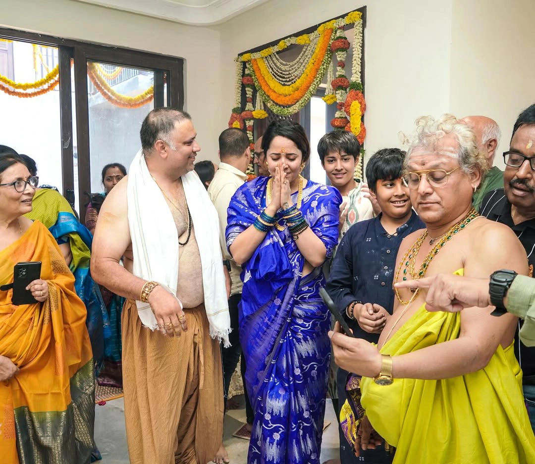 Anasuya Bharadwaj New House Opening Ceremony