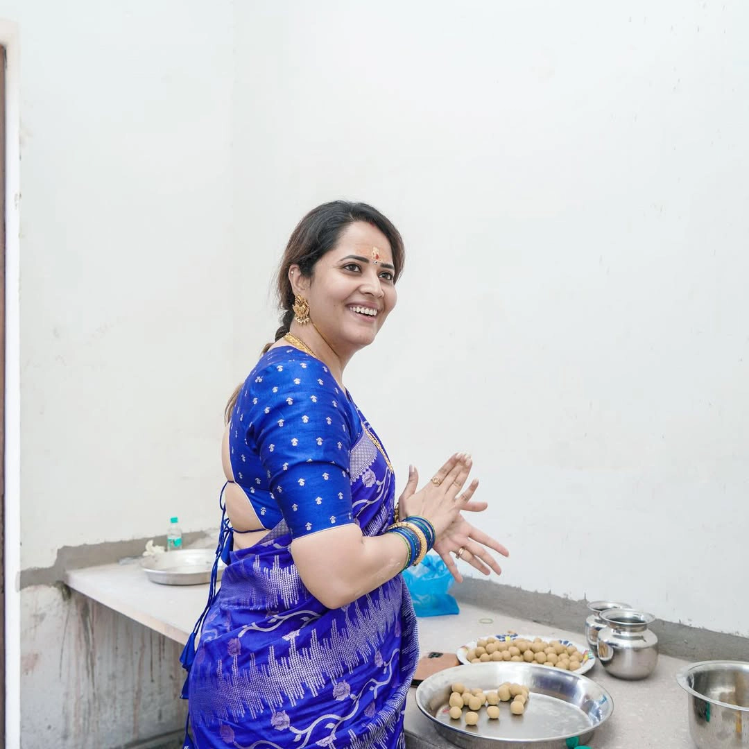 Anasuya Bharadwaj New House Opening Ceremony