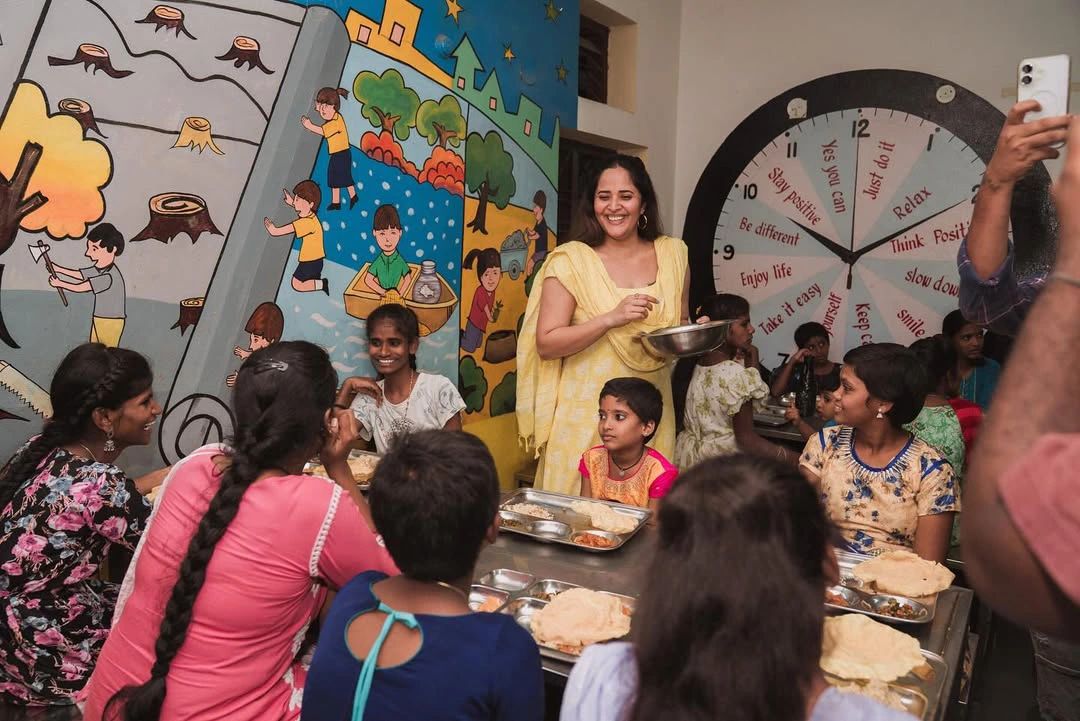 Anasuya Bharadwaj Celebrates her Birthday at Orphanage Home