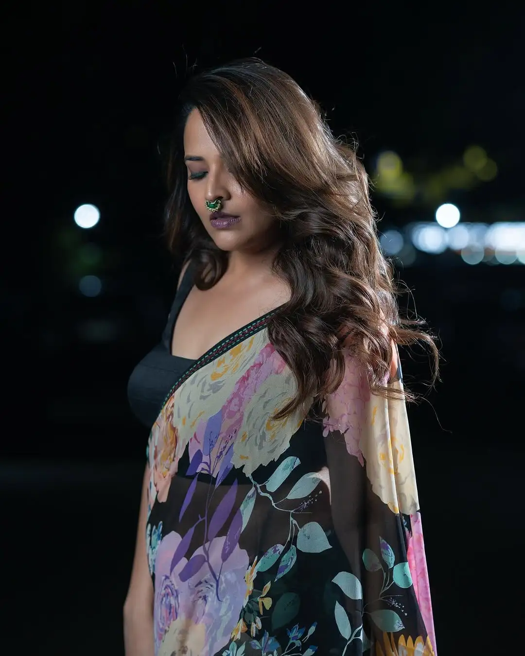 Latest Anasuya Instagram photos in elegant saree