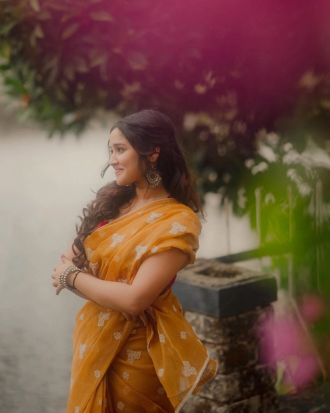 Anikha surendran Stunning Looks in Saree