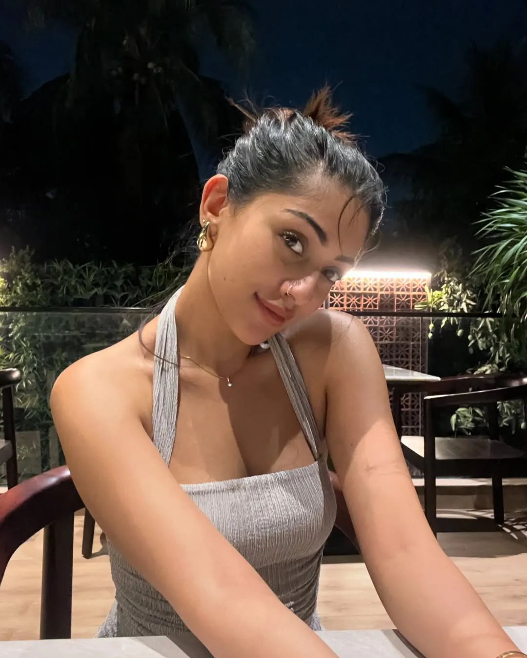 Anu Emmanuel Cute Photos without Makeup