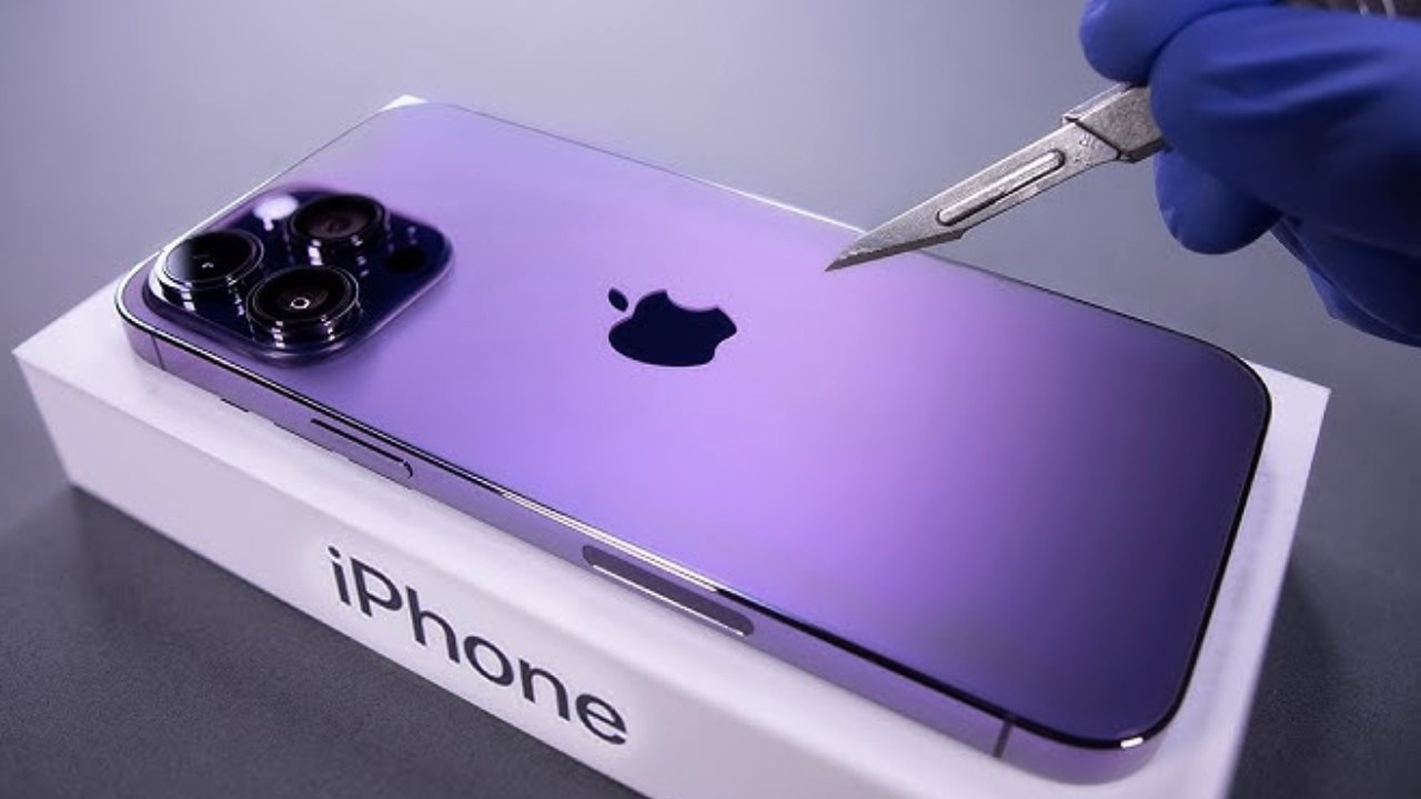 Apple iPhone 14 : వారెవ్వా.. ఐఫోన్ అదుర్స్.. ఇలా చేస్తే.. కేవలం రూ.54,999కే ఐఫోన్ 14 మీ సొంతం.. Apple iPhone 14 : వారెవ్వా.. ఐఫోన్ అదుర్స్.. ఇలా చేస్తే.. కేవలం రూ.54,999కే ఐఫోన్ 14 మీ సొంతం..
