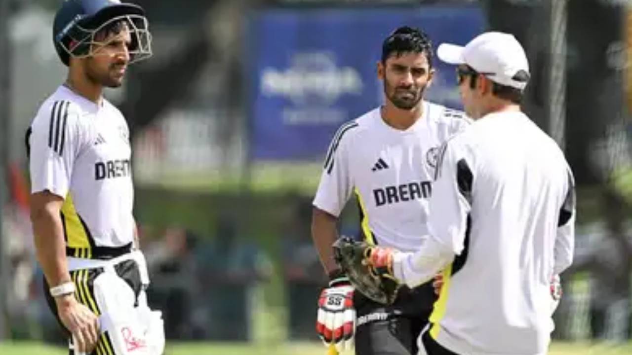 India squad: ఇంగ్లండ్ టూర్కు భారత జట్టు ఇదే.. కెప్టెన్గా అభిమన్యు ఈశ్వరన్.. నితీశ్ రెడ్డి, ఇషాన్ కిషన్, జైస్వాల్ సహా పలువురికి చోటు.. India squad: ఇంగ్లండ్ టూర్కు భారత జట్టు ఇదే.. కెప్టెన్గా అభిమన్యు ఈశ్వరన్.. నితీశ్ రెడ్డి, ఇషాన్ కిషన్, జైస్వాల్ సహా పలువురికి చోటు..